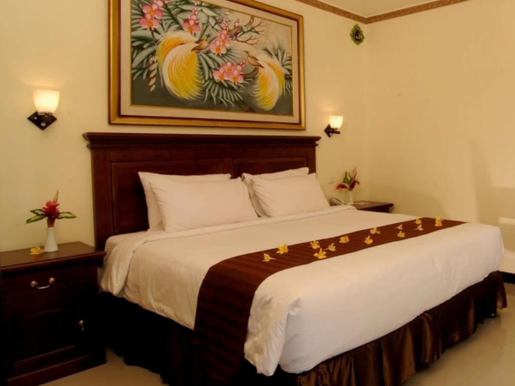 Yusro Hotel Restaurant & Convention Jombang Екстер'єр фото